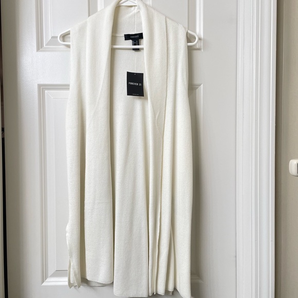 Sweater vest - Picture 3 of 6